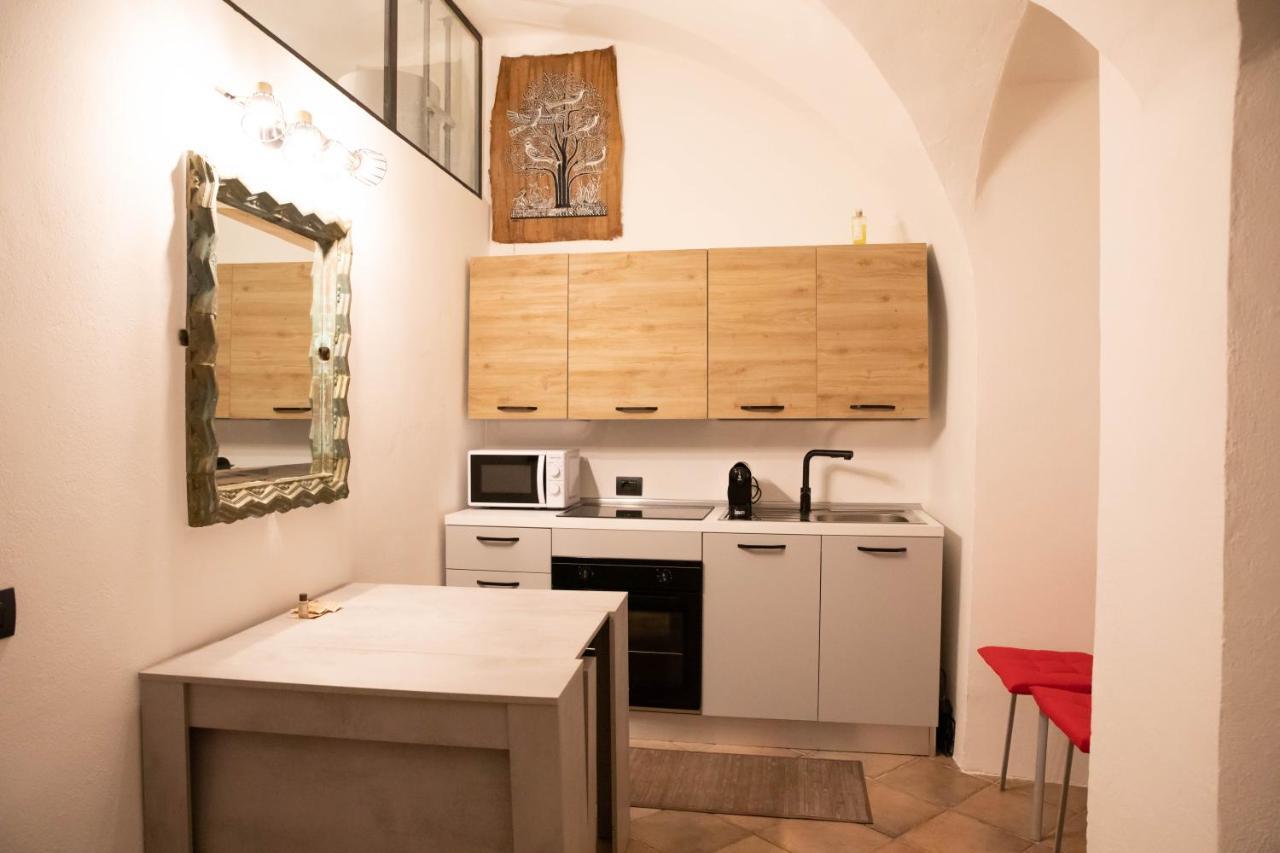 Appartamenti In Centro Storico A 15 Min Dal Lago D'Iseo - Free Wi-Fi - Ac Pallazzolo sullʼOglio Buitenkant foto
