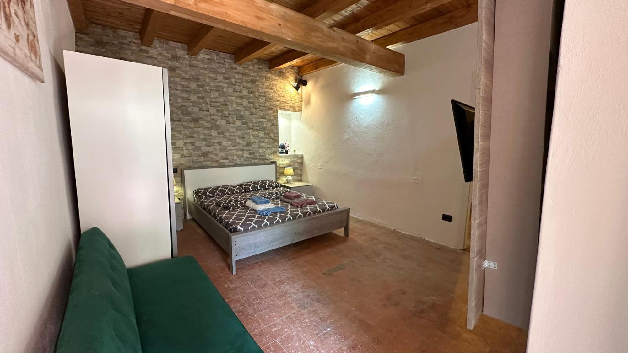 Appartamenti In Centro Storico A 15 Min Dal Lago D'Iseo - Free Wi-Fi - Ac Pallazzolo sullʼOglio Buitenkant foto