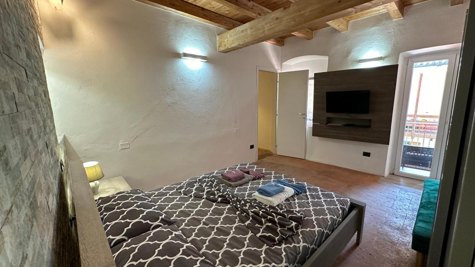 Appartamenti In Centro Storico A 15 Min Dal Lago D'Iseo - Free Wi-Fi - Ac Pallazzolo sullʼOglio Buitenkant foto