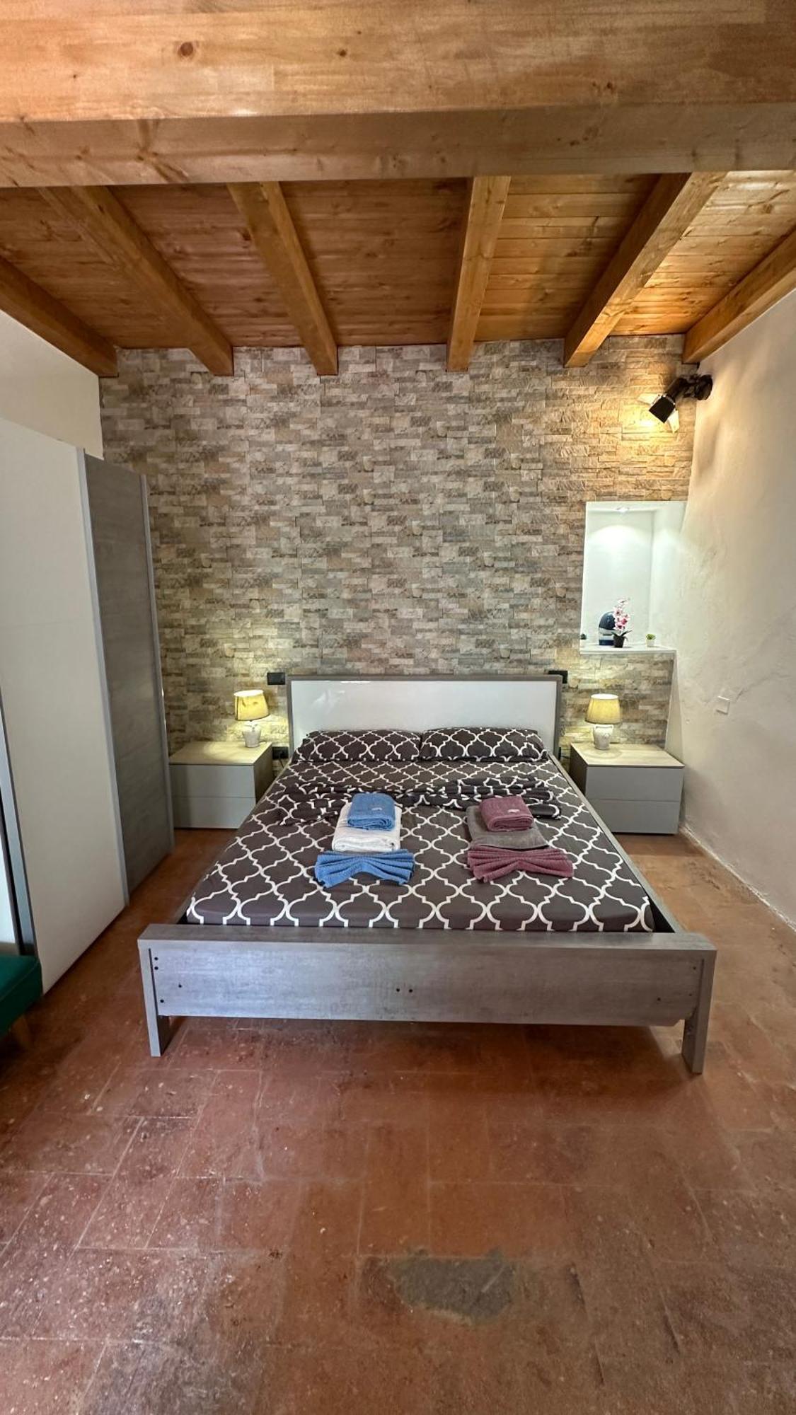 Appartamenti In Centro Storico A 15 Min Dal Lago D'Iseo - Free Wi-Fi - Ac Pallazzolo sullʼOglio Buitenkant foto