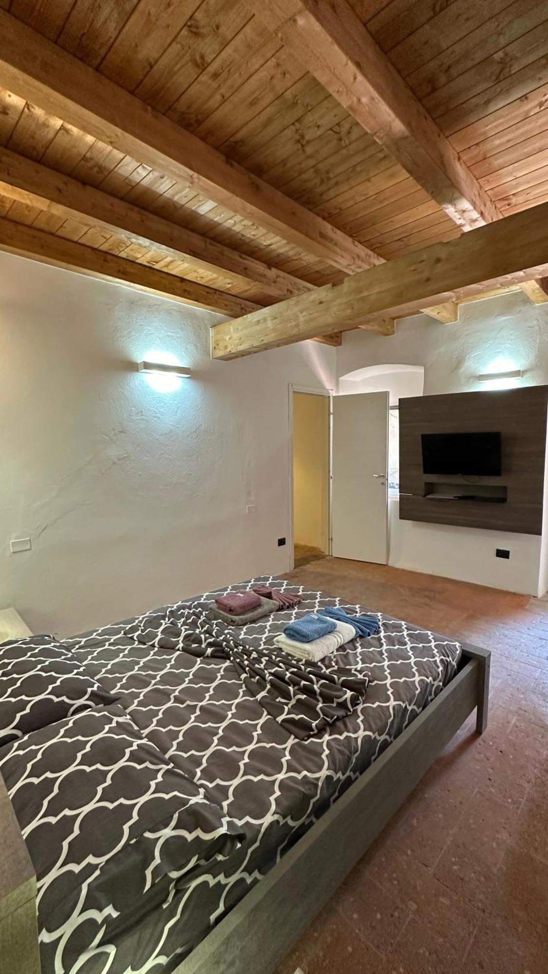 Appartamenti In Centro Storico A 15 Min Dal Lago D'Iseo - Free Wi-Fi - Ac Pallazzolo sullʼOglio Buitenkant foto